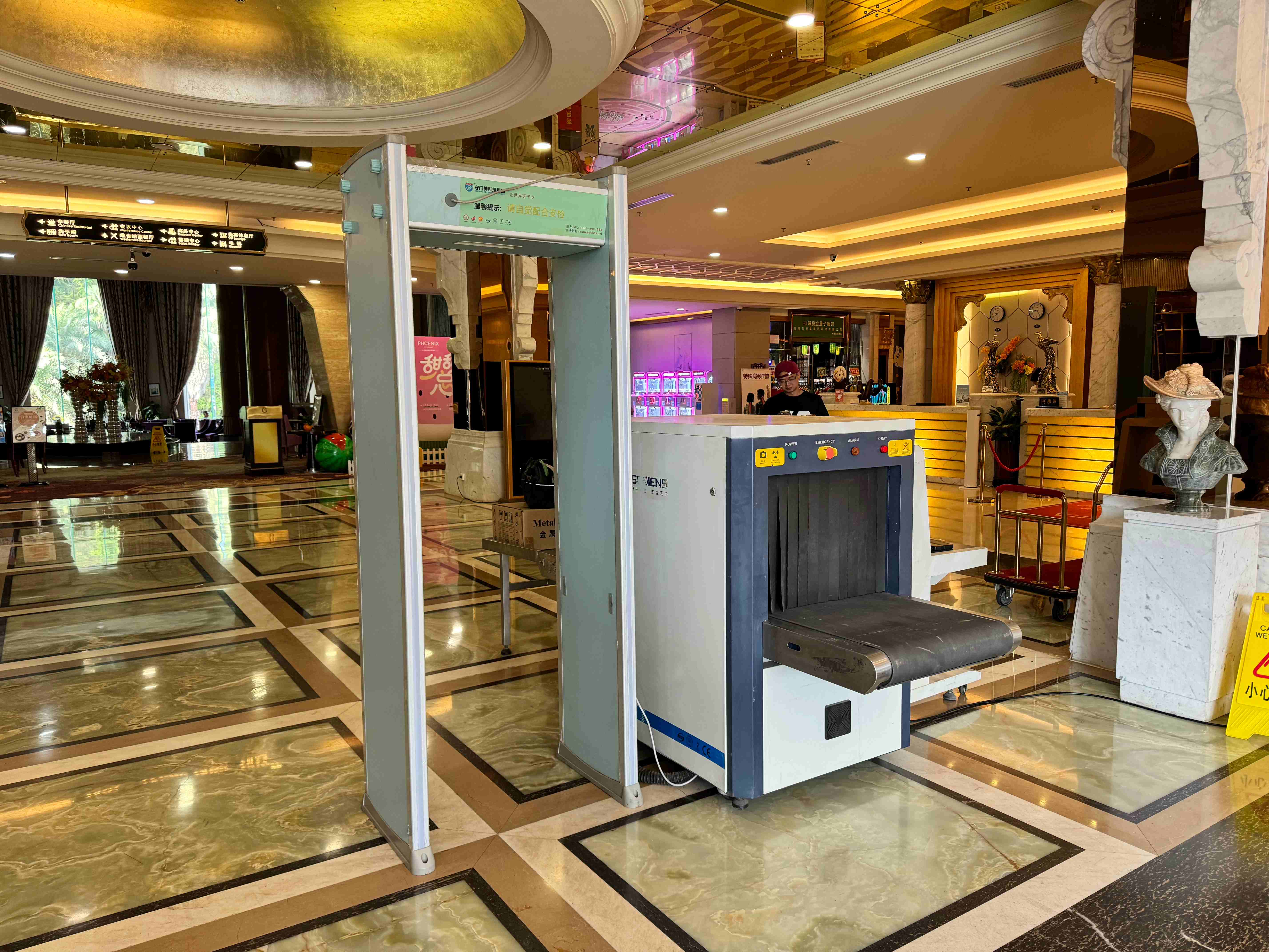 守门神安检设备——守护公共安全的“智慧之眼”